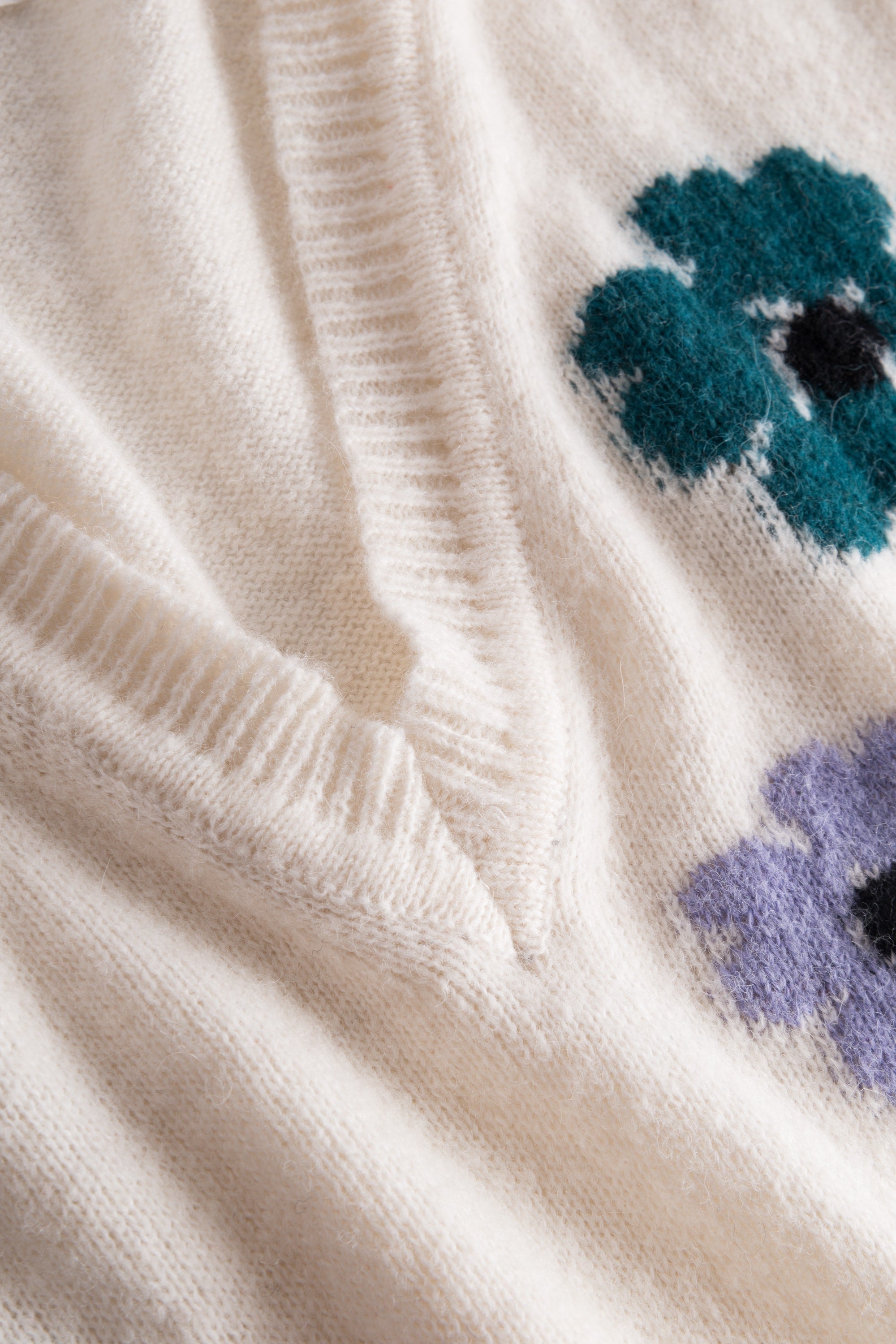 nué notes Albi Cardigan - Off White Multi Flowers Knitwear 002 Multi