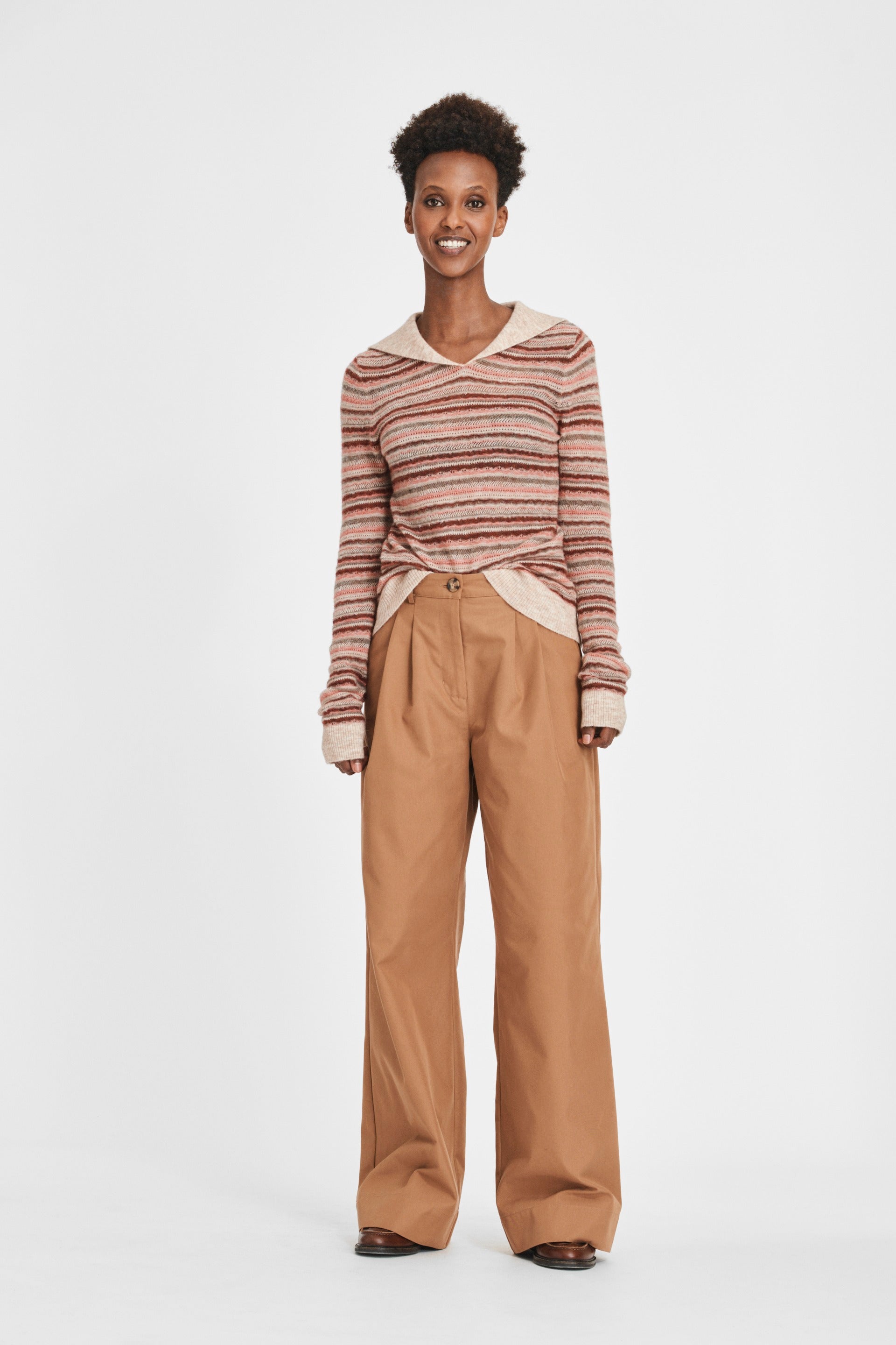 nué notes Brant Crew Neck Sweater 363 Red Clay