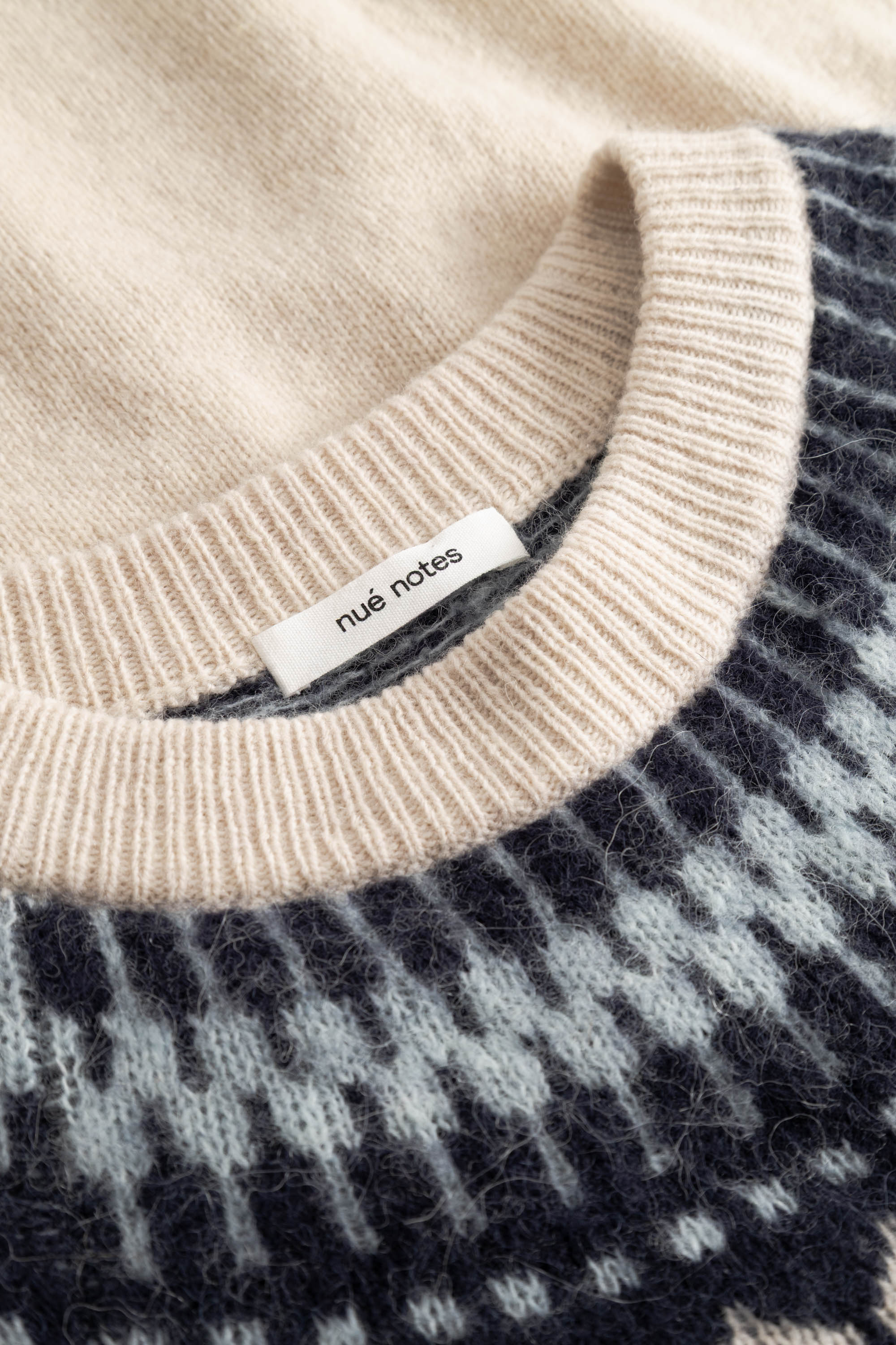 nué notes Edmund Crewneck Crewneck 921 Icy Egret Jacquard