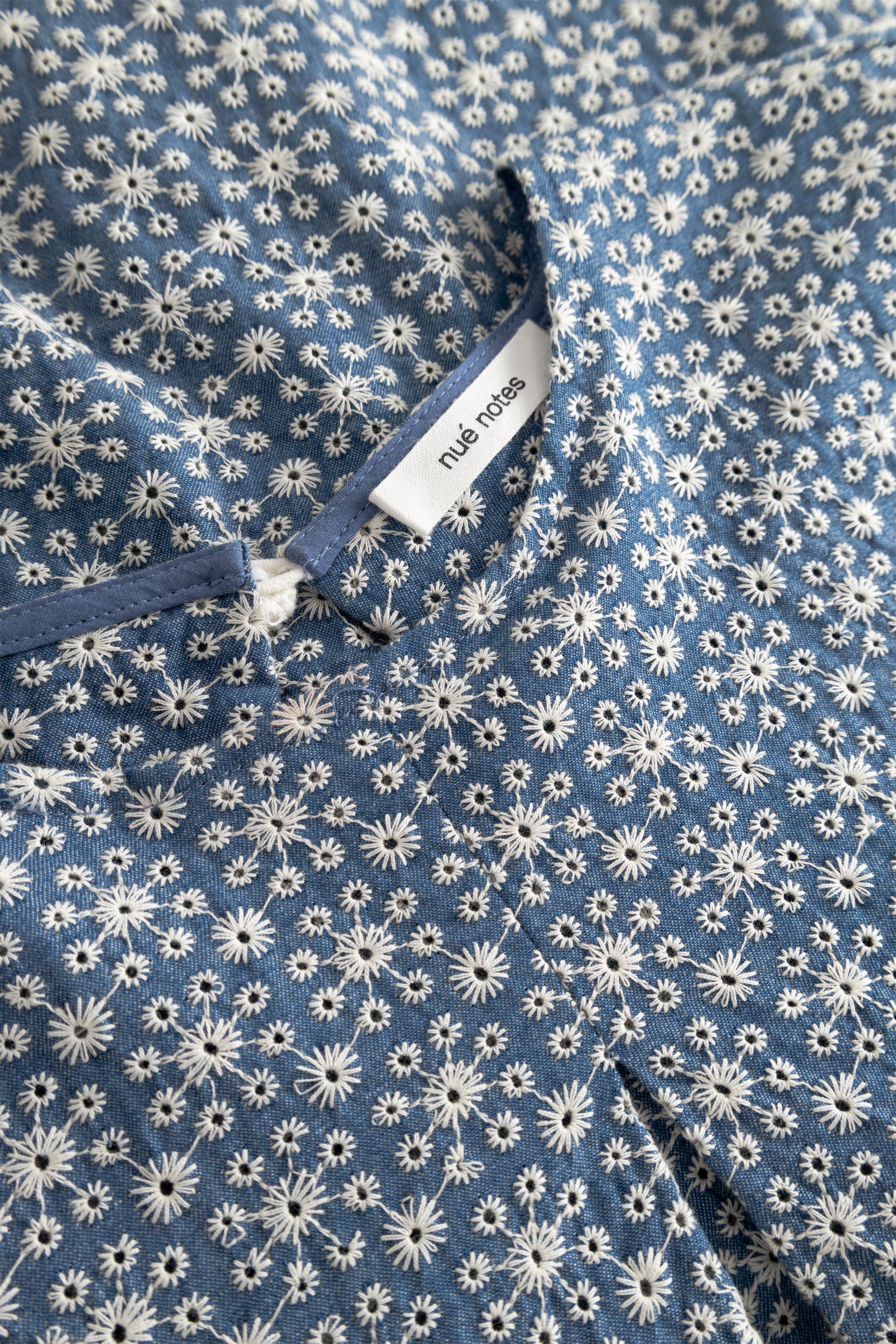 nué notes Montgomery Blouse Blouses 565 White Flower Denim