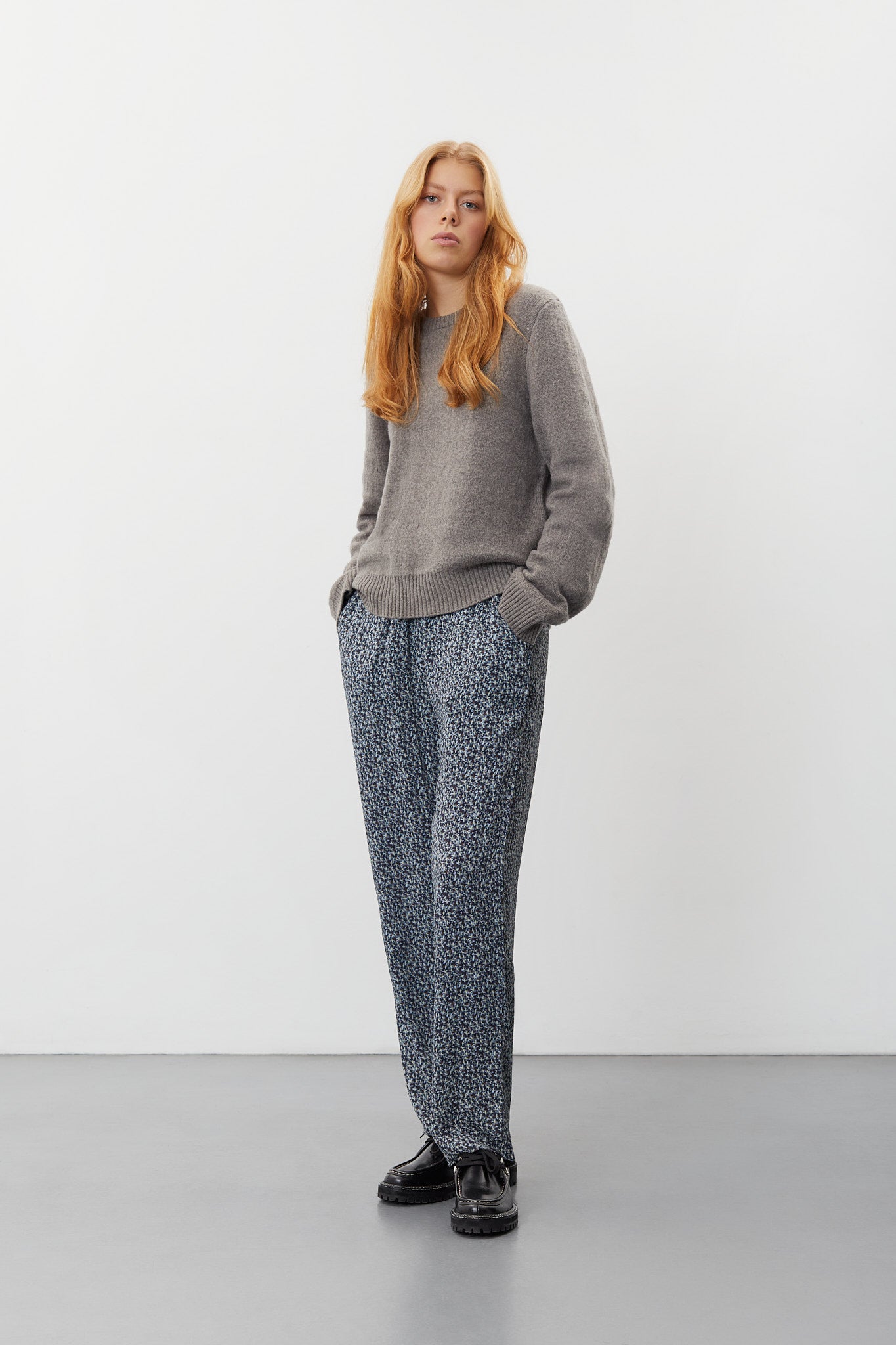 nué notes Pablo Pants - Black Flowered 040 MULTI BLACK