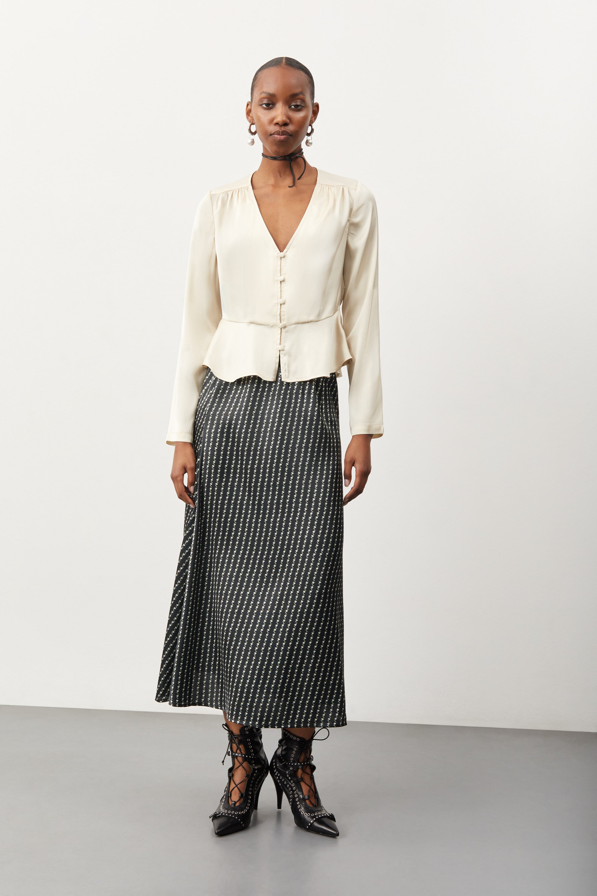 nué notes Sandro Blouse - Light Beige Blouses 144 Light Beige