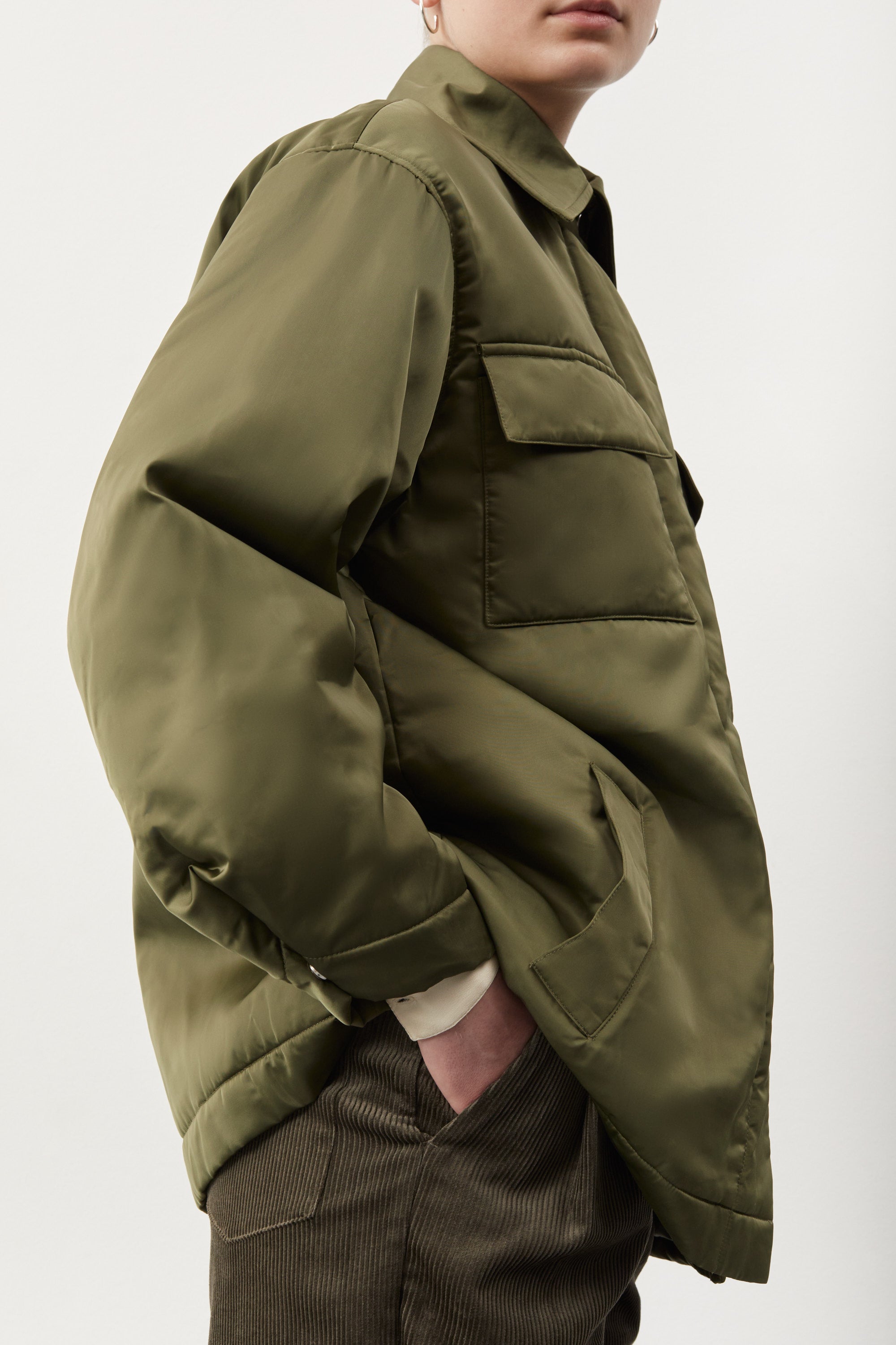 nué notes Ayden Jacket - Army Outerwear 641 Army