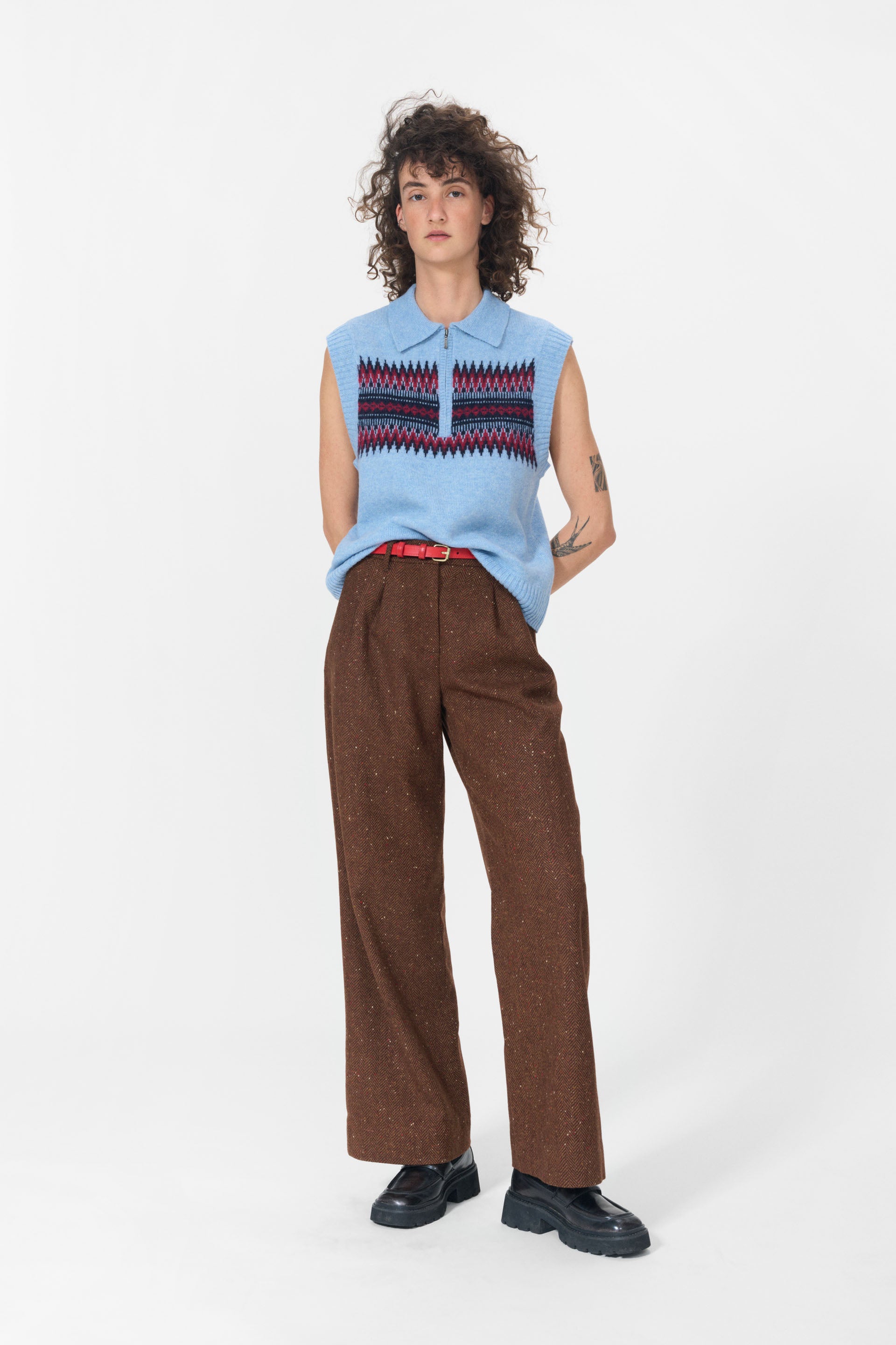 nué notes Adan Vest Vest 922 Icy Cherry Jacquard