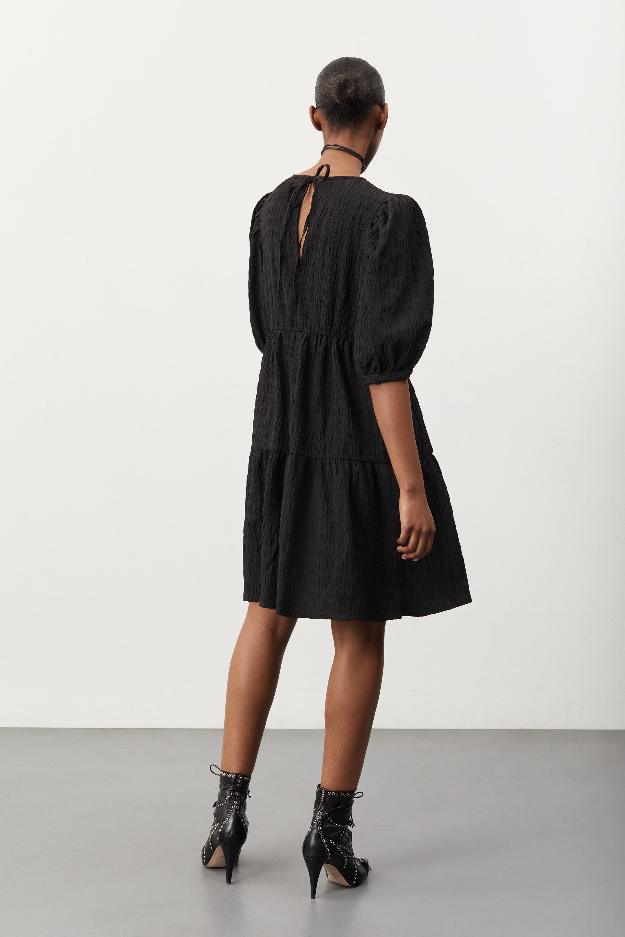 nué notes Bradley Dress - Black DRESSES 999 Black