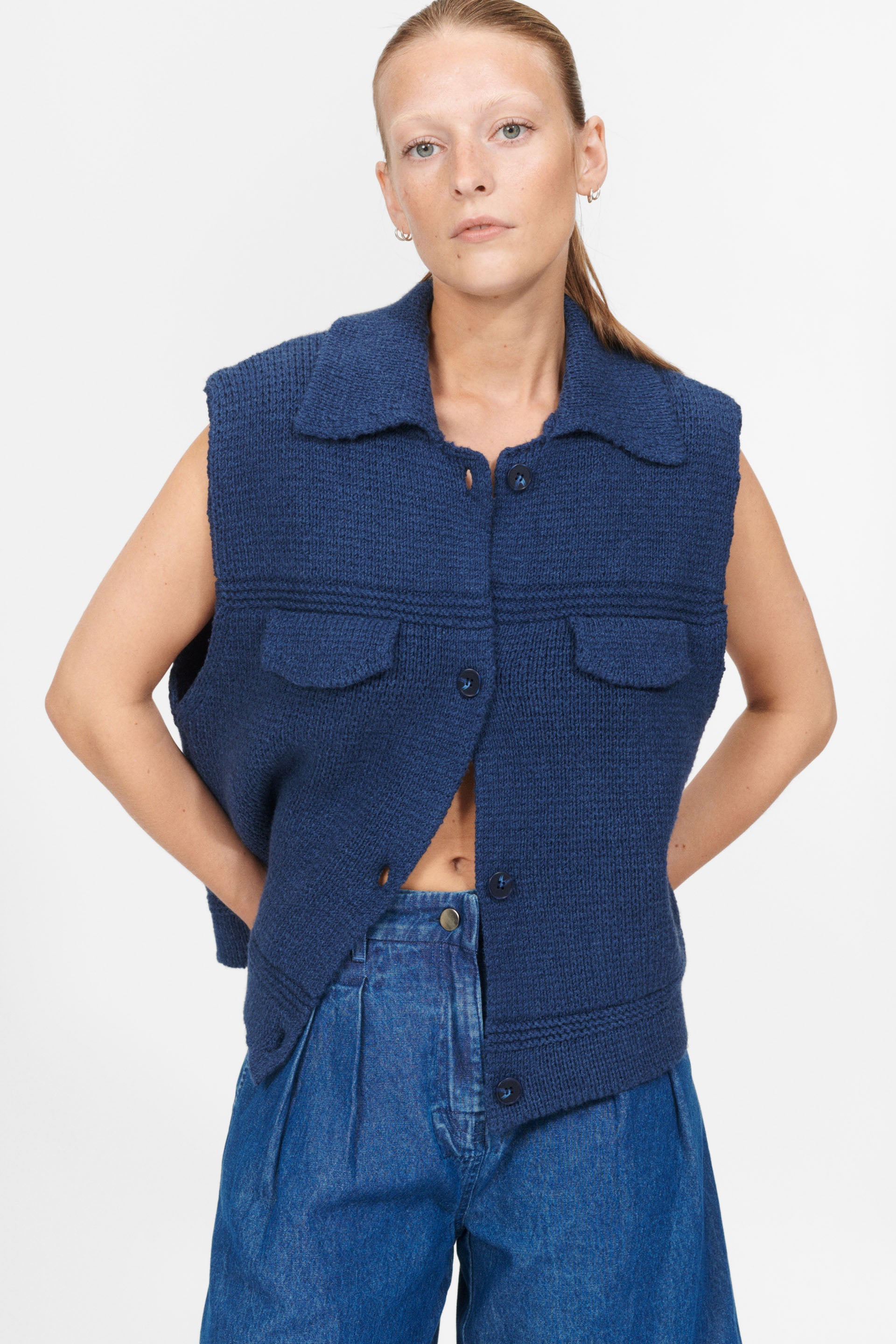 nué notes Hawthorne Vest Knitwear 406 Denim Blue