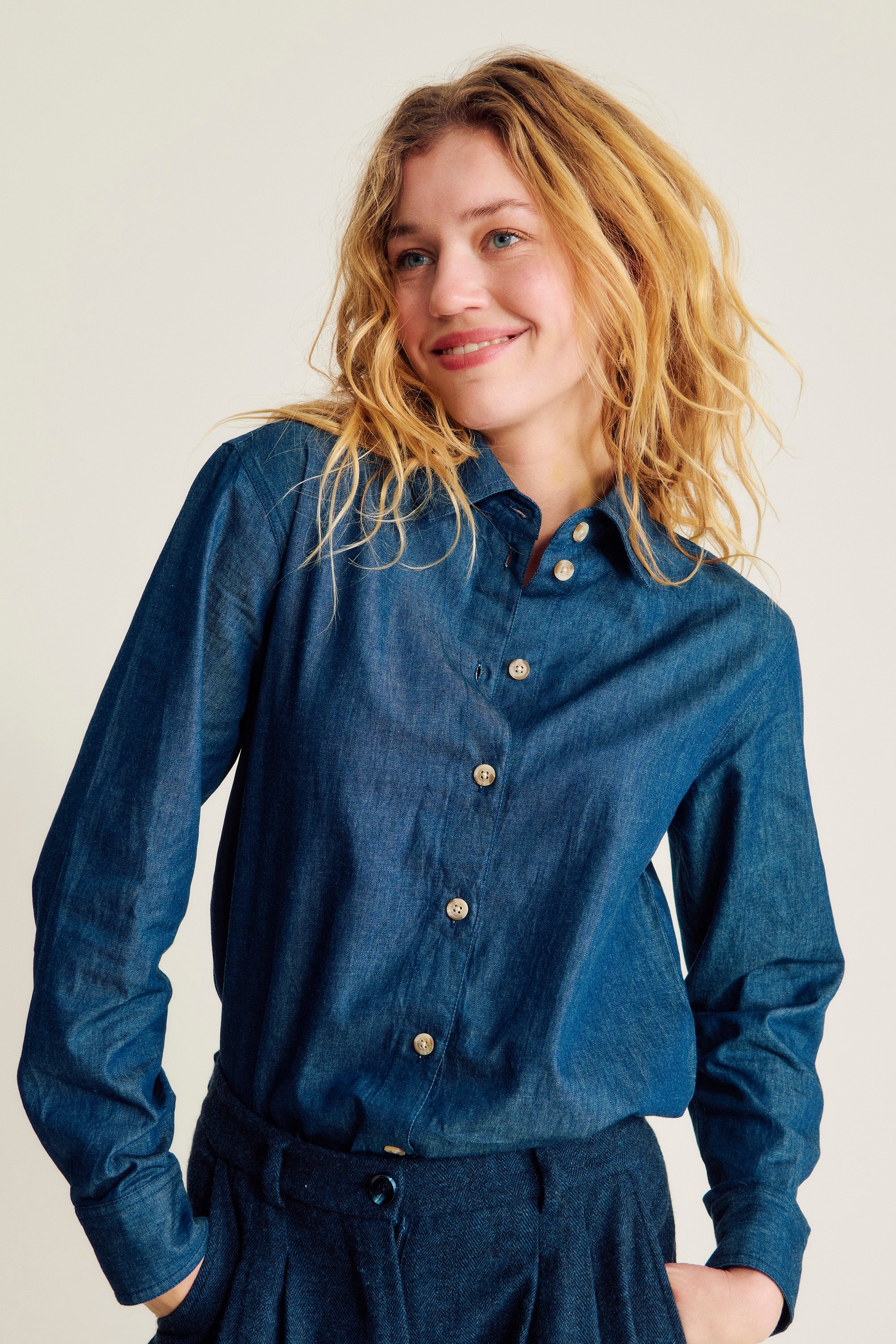 nué notes Vinstra Shirt Shirt 563 Desaturated Denim