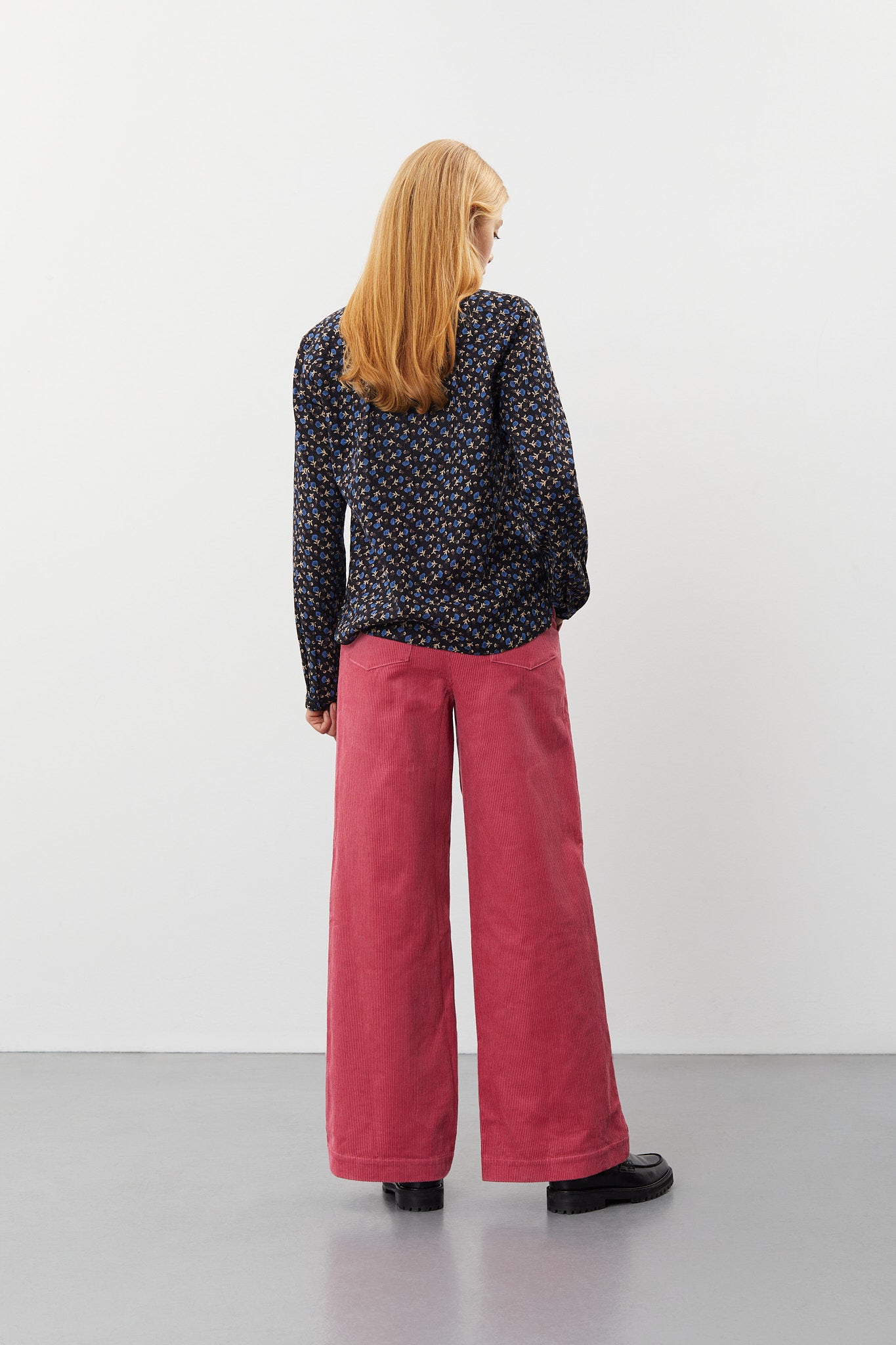 nué notes Ben Shirt - Flower Black SHIRTS 999 Black